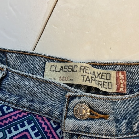 Levi’s 550 Classic Relaxed Tapered Cutoff Patterned Shorts Size 12 - Picture 5 of 11